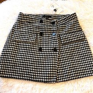 New Forever 21 Houndstooth Wrap Skirt